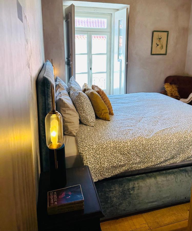 Bedroom In The 18Th Century Style Lisboa Екстериор снимка