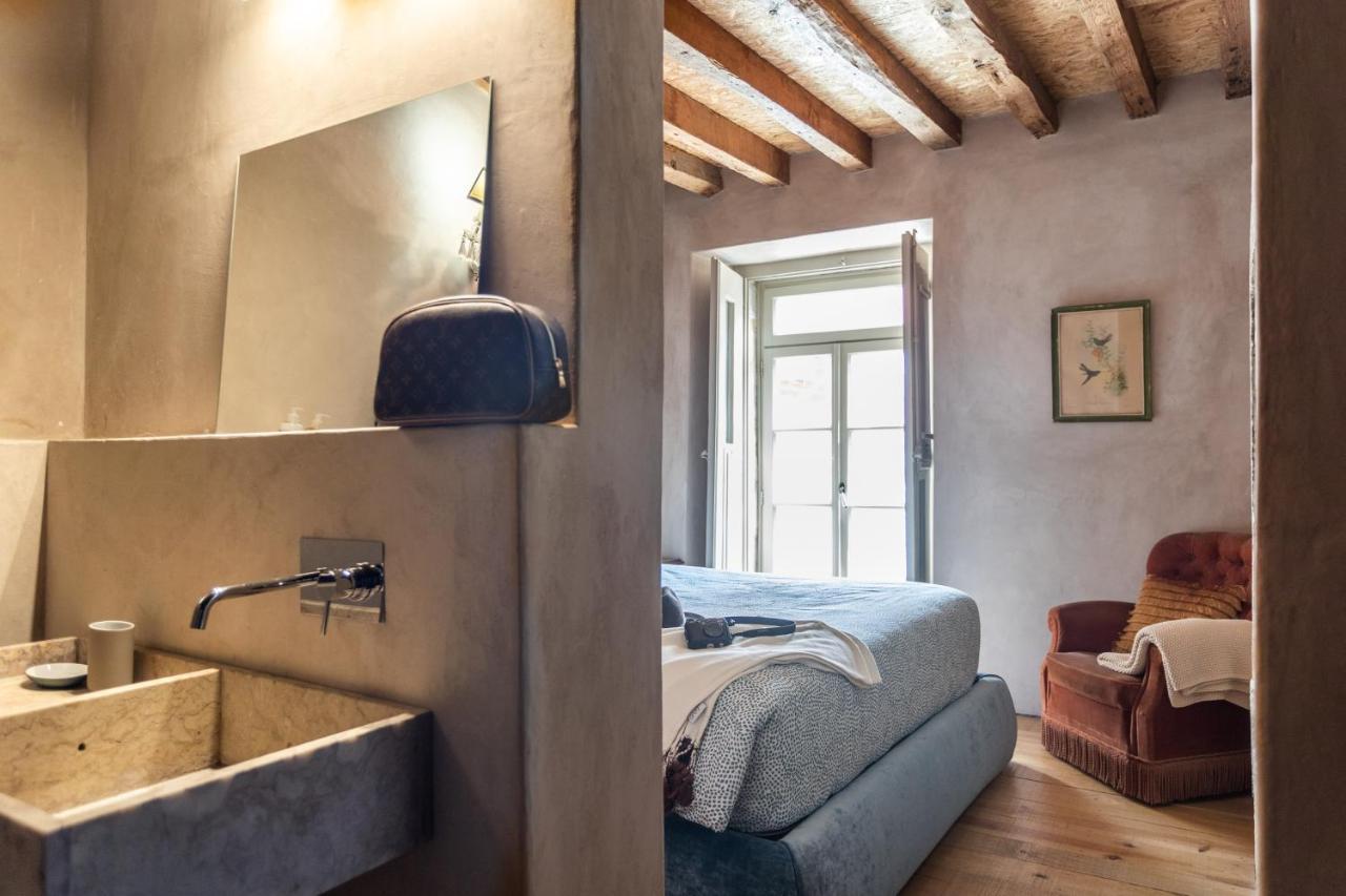 Bedroom In The 18Th Century Style Lisboa Екстериор снимка