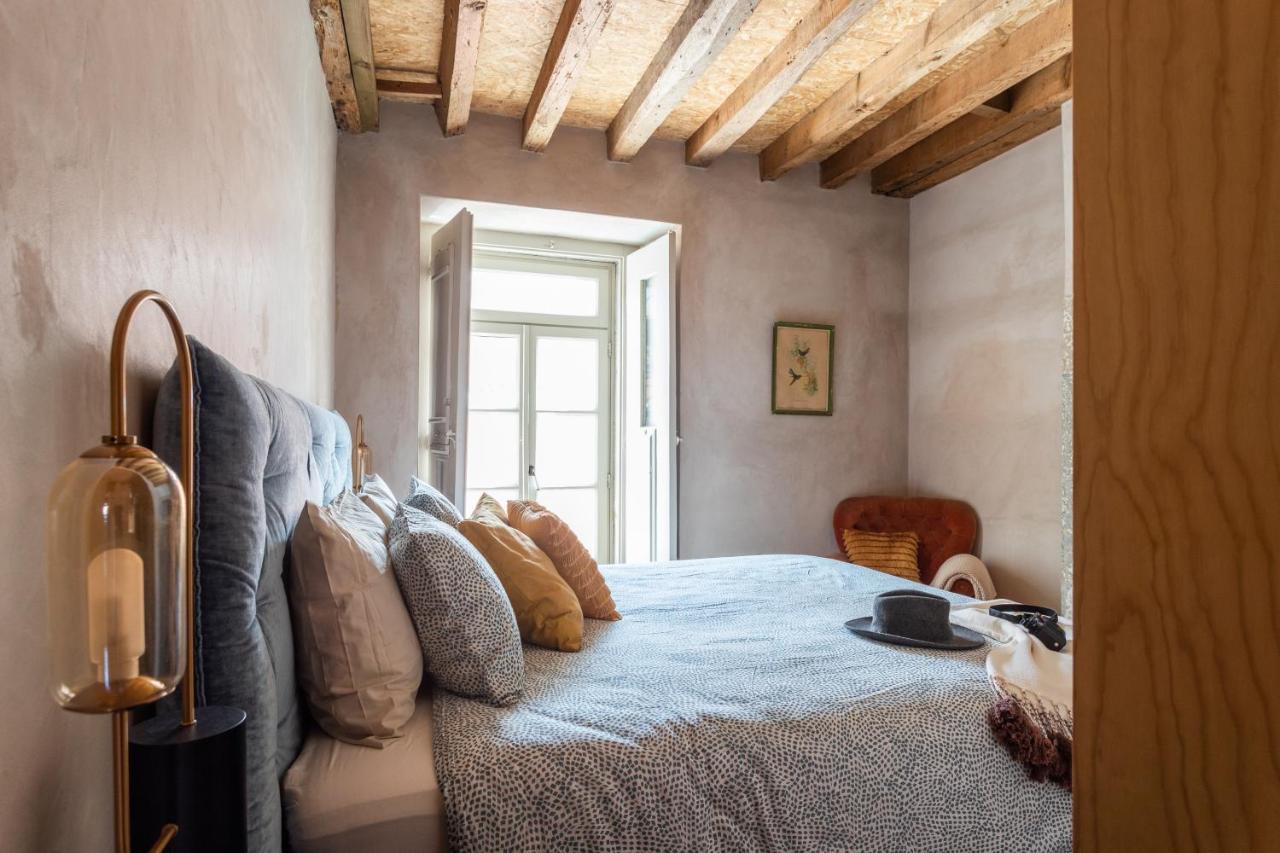 Bedroom In The 18Th Century Style Lisboa Екстериор снимка